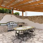 Villa Anthea Montallegro
