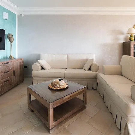 Villa Anthea *